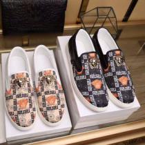 カジュアルシューズ  2色可選VERSACE ヴェルサーチ 魅力ファッション　