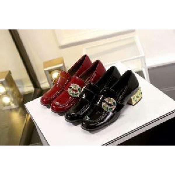 最新入荷 プラダ PRADA 低めのヒール 人気上昇夏 2026秋冬季超人気3色可選