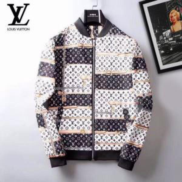 ルイ ヴィトン LOUIS VUITTON 高級感溢れるデザイン 2026秋冬 首胸ロゴ