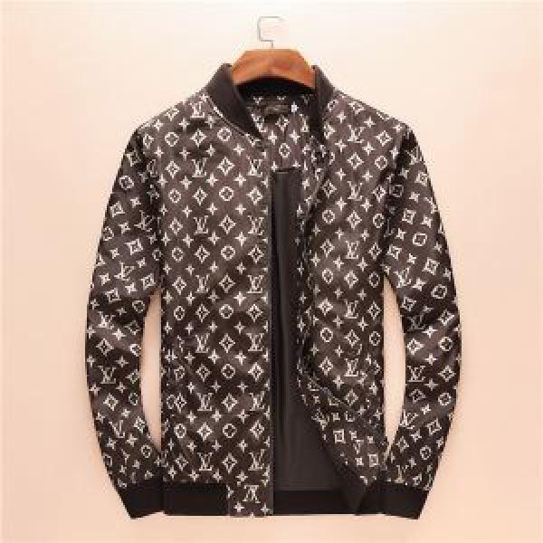 ムダな装飾を排したデザイン 2026秋冬 完売品！ルイ ヴィトン LOUIS VUITTON