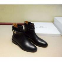 入手困難！2026最新入荷 ブーティー ジバンシー GIVENCHY
