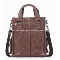 定評が高いDOLCE&GABBANA ドルチェ＆ガッバーナ 　大容量のバッグブランド レディース .50.