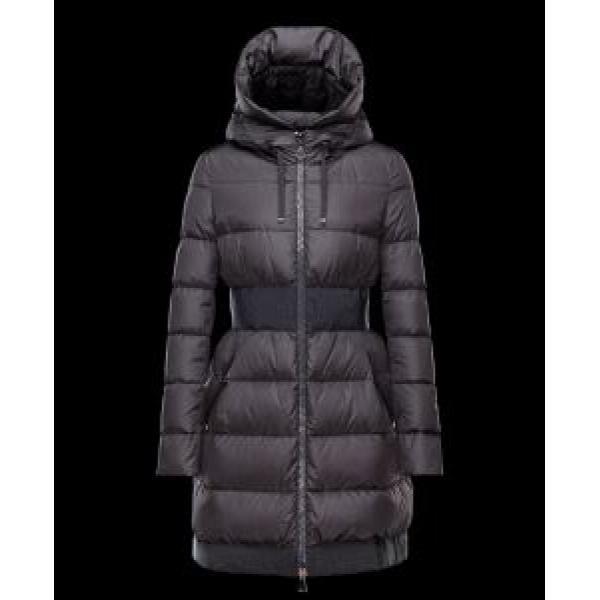毎日大活躍  2026秋冬 MONCLER モンクレール ダウンジャケット寒さに打ち勝つ