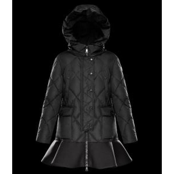 個性的 2026秋冬 MONCLER モンクレール ダウンジャケット