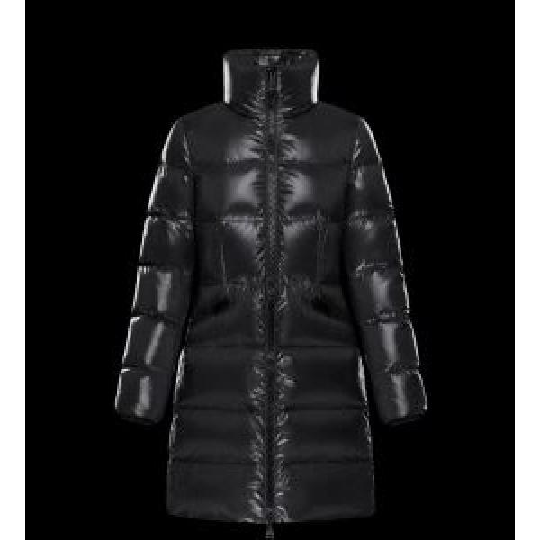 ダウンジャケット風も通さない入手困難 2026秋冬 MONCLER モンクレール