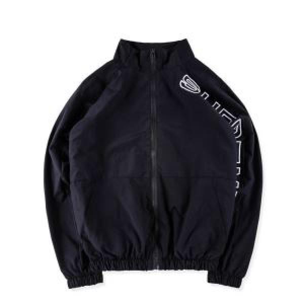 2025秋冬 3色可選 Supreme17 Split track jacket 今からの季節にピッタリ！