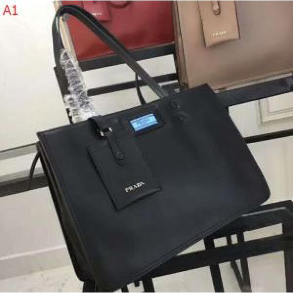 2025新作 プラダ PRADA ショルダーバッグ 赤字超特価お買い得 4色可選.68.
