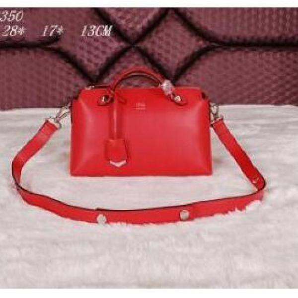 お洒落なFENDI フェンディ 　ショルダーベルト付ハンドバッグ 人気.150.