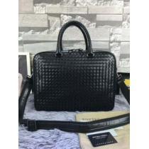 欧米韓流/雑誌 手持ち&ショルダー掛け ボッテガブランド BOTTEGA VENETA 2026秋冬.61.