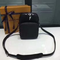 ルイ ヴィトン LOUIS VUITTON 斜め掛けバッグ 2026秋冬 絶対オススメ? 大注目！.45.
