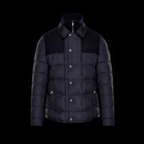 正規品取扱店 2026秋冬 MONCLER モンクレール ダウンジャケット高レベルの保温性