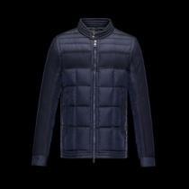ダウンジャケット厳しい寒さに耐える最安値正規品 2026秋冬 MONCLER モンクレール
