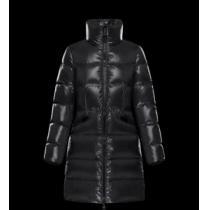 ダウンジャケット風も通さない入手困難 2026秋冬 MONCLER モンクレール