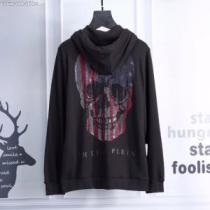 ムダな装飾を排したデザイン 2026秋冬 フィリッププレイン PHILIPP PLEIN
