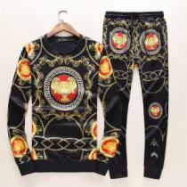 コスパ最高のプライス 2026秋冬 上下セット ヴェルサーチ VERSACE