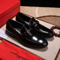 超激得2026 フェラガモ ローファー人気雑誌掲載上質 FERRAGAMO