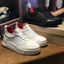 ランニングシューズ豊富なサイズ 2色可選クリスチャンルブタン Christian Louboutin  2026