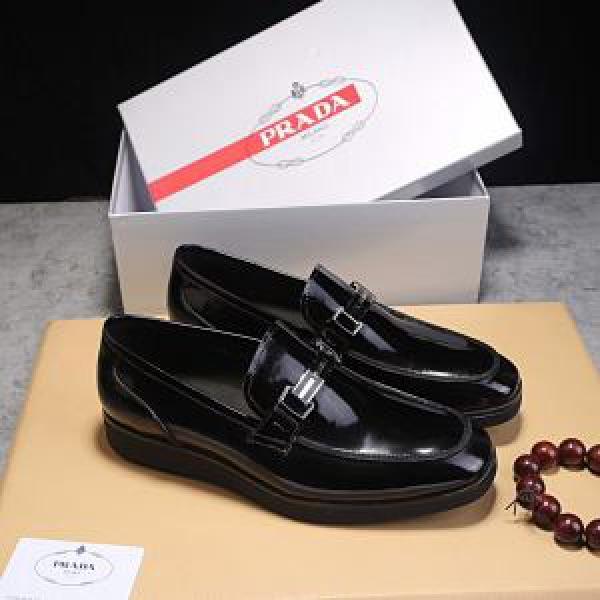 存在感のある  2026秋冬季超人気プラダ PRADA 革靴 ポップ