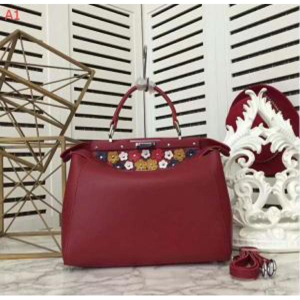 フェンディ FENDI 2026新作 3色可選 最安値に挑戦 手持ち&ショルダー掛け.150.