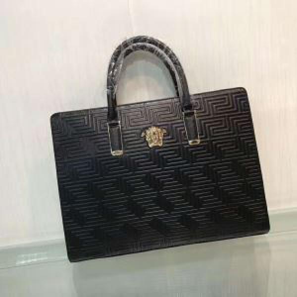 【人気ブログ掲載】 ヴェルサーチ VERSACE ハンドバッグ 大絶賛！2026秋冬.82.