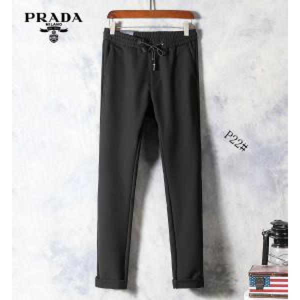 追跡あり☆入手困難!! プラダ PRADA 2026秋冬 一味違うデニム 大注目！