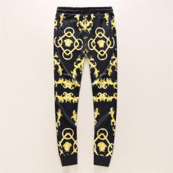 ヴェルサーチ VERSACE 2026秋冬 高評価の人気品 コーデに合わせやすい