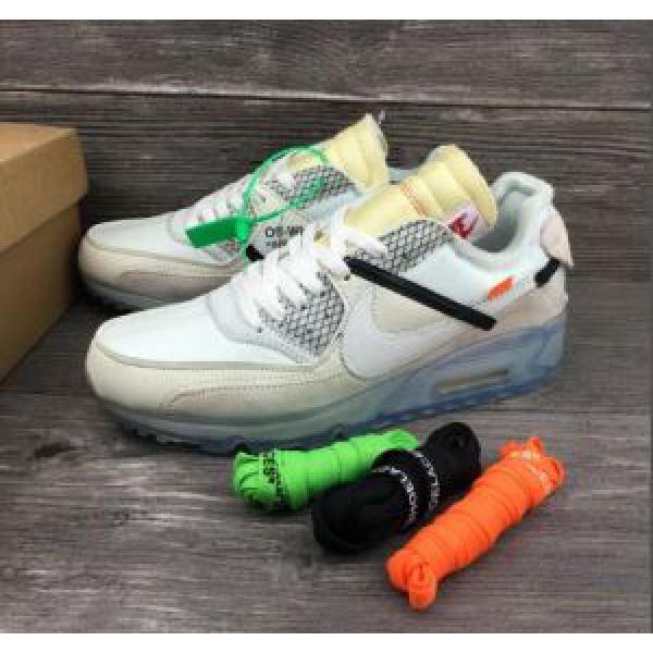 足馴染みのいい 2026秋冬 スニーカー Off-White オフホワイト スタイリッシュな印象