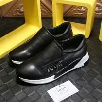 2026最新入荷 プラダ PRADA ランニングシューズ 大人のセンスを感じさせる