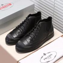PRADA ハイトップシューズ 2色可選 綺麗に決まるフォルム！プラダ2025最新入荷