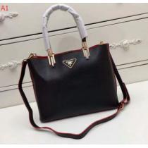 4色可選 手持ち&ショルダー掛け 大人のセンスを感じさせる 2026新作 プラダ PRADA.68.