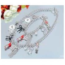 根強い人気　JUICY COUTURE ジューシークチュール　ネックレス、ブレスレット2点セット　アクセサリーブランド 人気.218.
