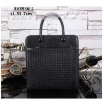 完売品 BOTTEGA VENETA ボッテガ ブランド 　 高級感のあるショルダーベルト付バッグ ブランド 20代?.61.