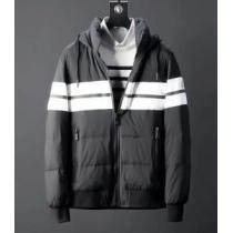 値下げ！モンクレール MONCLER 2026秋冬 身体を保温できる ダウンジャケット