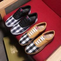 大注目！2色可選 2025秋冬季超人気  BURBERRY フラットシューズ 今からの季節にピッタリ！