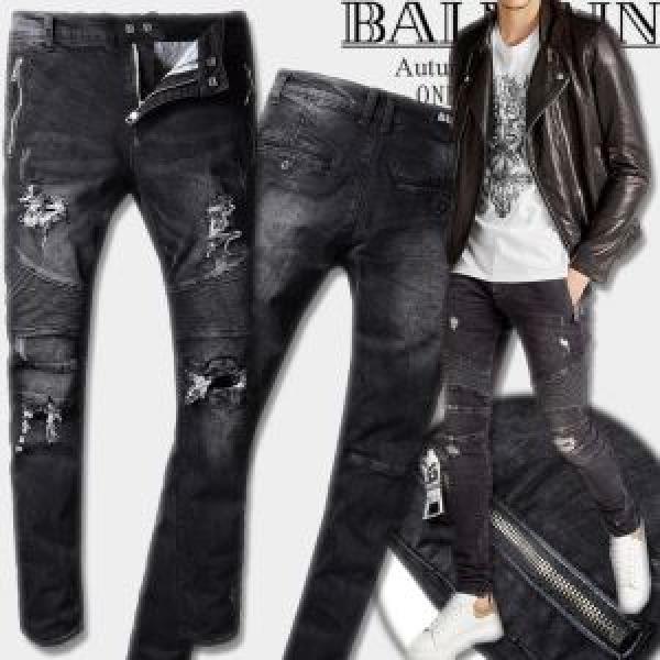 窮屈感はゼロ ジーンズ 綺麗に決まるフォルム！バルマン BALMAIN 2026秋冬