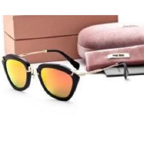 オシャレなミュウミュウサングラスMIU MIU メガネレディース フォックス 日常コーデ眼鏡