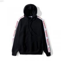 店舗で人気満点 SUPREME 絶大な人気を誇る2026秋冬季超人気パーカーシュプリーム