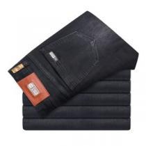 エルメス HERMES 2026秋冬 ジーンズ 絶妙なルーズ感 【新型タイプ入荷】