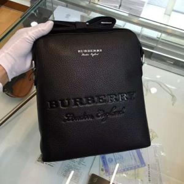 ショルダーバッグ バーバリー BURBERRY 2026春夏新作 海外セレブ愛用.47.