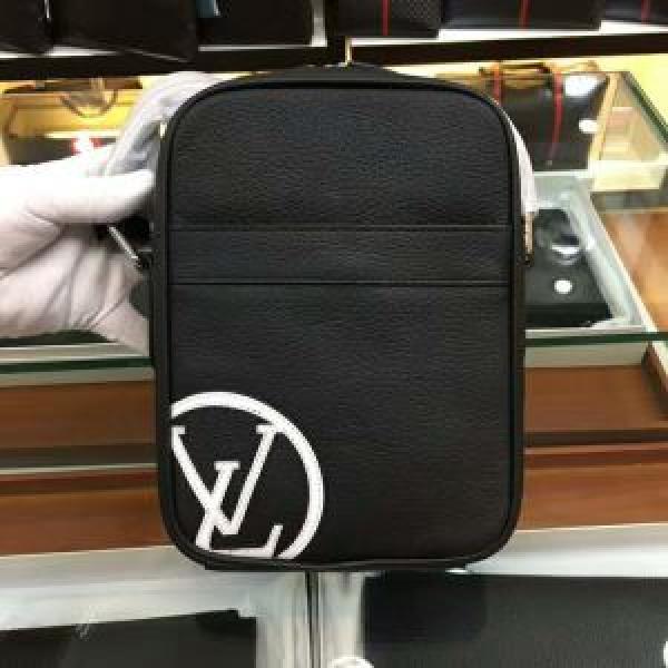最旬アイテム 2026春夏新作 ルイ ヴィトン LOUIS VUITTON 斜め掛けバッグ.45.