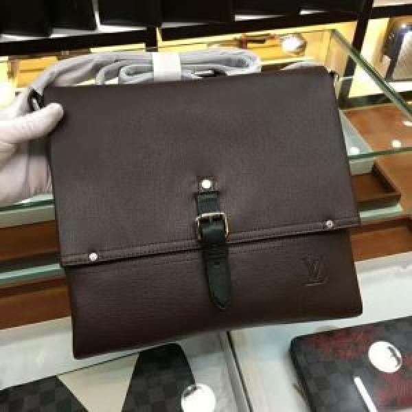 ★安心★追跡付 ルイ ヴィトン LOUIS VUITTON 斜め掛けバッグ 2026春夏新作.45.