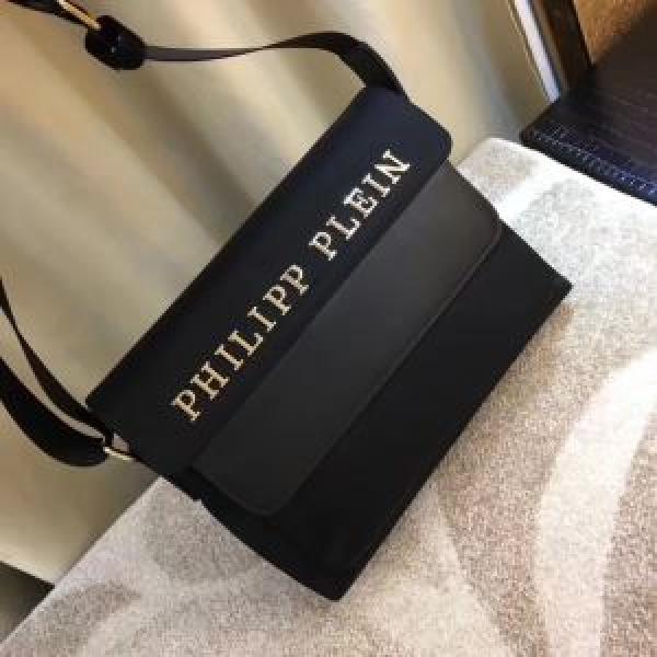 フィリッププレイン PHILIPP PLEIN 2026春夏新作 抜群の雰囲気が作れる! 斜め掛けバッグ.486.