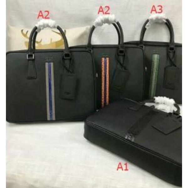 人気販売中 手持ち&ショルダー掛け 2025春夏新作 プラダ PRADA 4色可選.57.