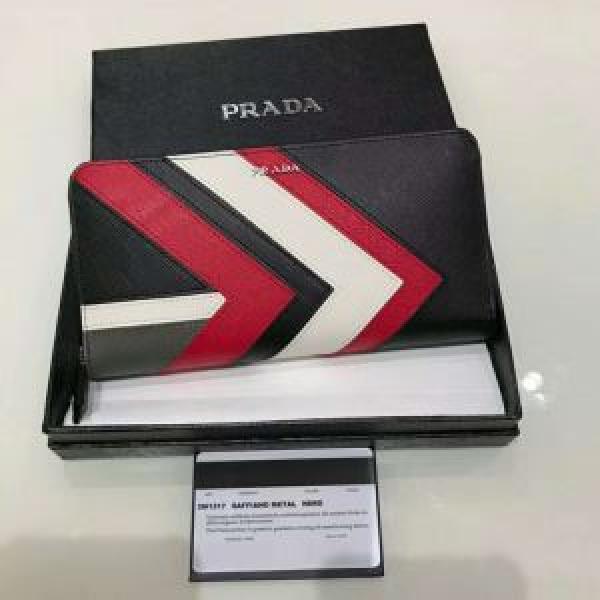 大人気なレットショップ 2026春夏新作 お買得 プラダ PRADA 財布.158.