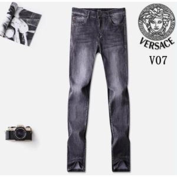 大好評 2026春夏新作ヴェルサーチ VERSACE ジーンズ