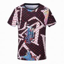 ルイ ヴィトン LOUIS VUITTON ラックスした雰囲気 2025春夏新作 半袖Tシャツ 絶対オススメ?