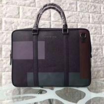 ハンドバッグ バーバリー BURBERRY 2026春夏新作 デザイン性の高い.47.