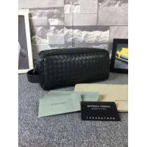 個性的なデザ ボッテガ ブランド BOTTEGA VENETA 斜め掛けバッグ 2026春夏新作.61.