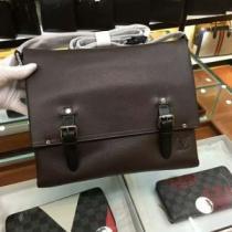 斜め掛けバッグ 2026春夏新作 大人気☆NEW!! ルイ ヴィトン LOUIS VUITTON.45.