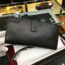 店舗で人気満点 2026春夏新作 プラダ PRADA 長財布定番人気.158.